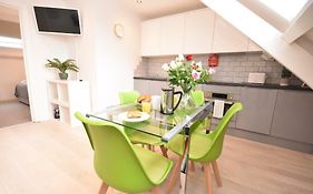 Apt 3, Opera House Ensuite 4Th Floor By Indigo Flats